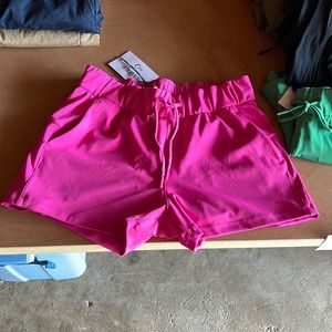 Zyia Club Short Fuchsia